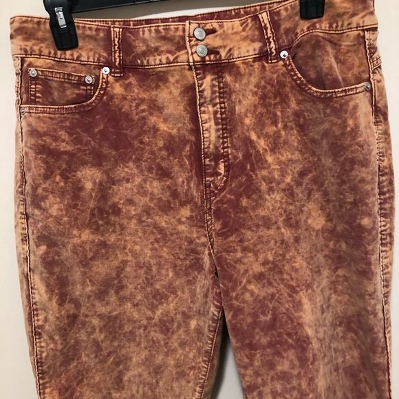 NWOT We the Free  Curvy pants  size 34 - Picture 5 of 8